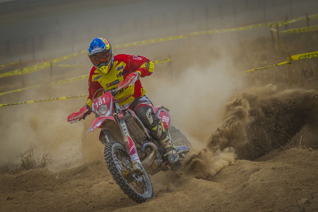 Josep García vence en el segundo día de los FIM ISDE 2016 Circuito de Navarra.